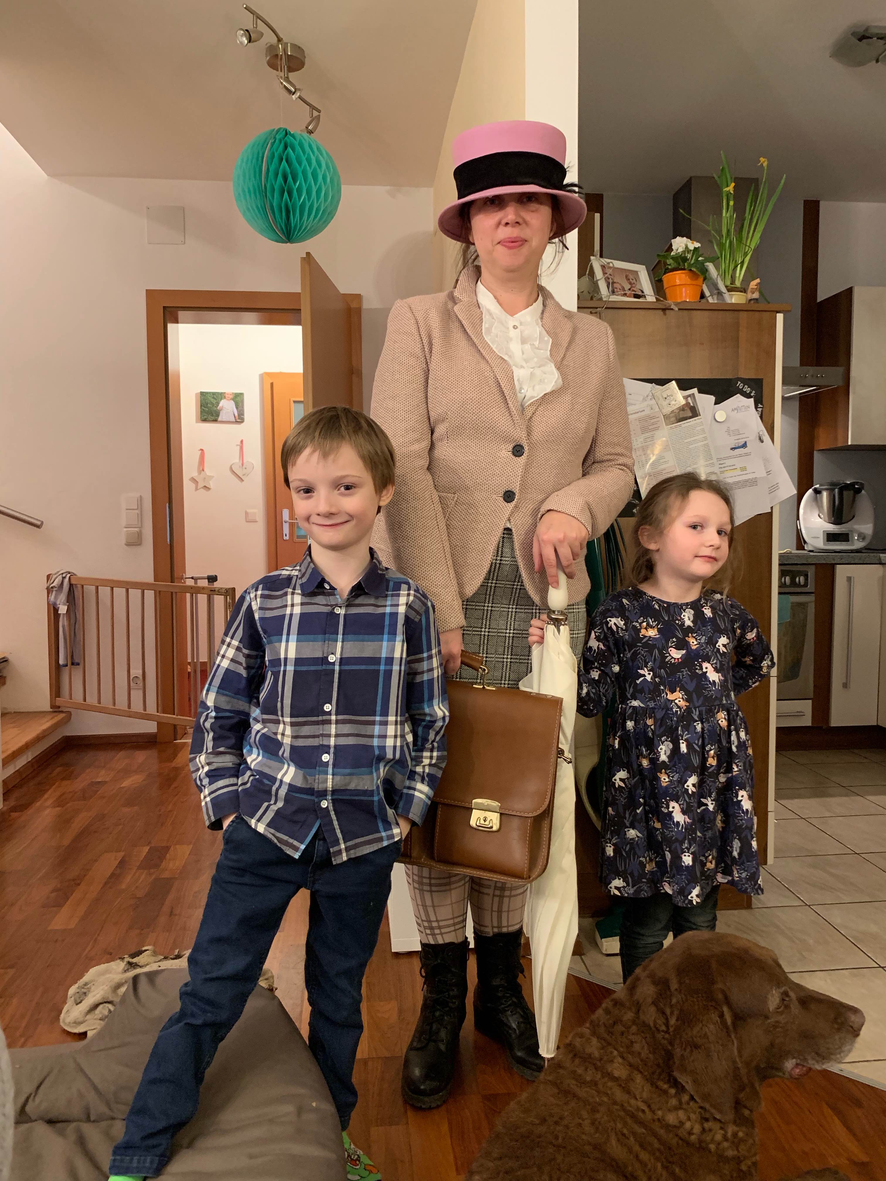 https://d1vof77qrk4l5q.cloudfront.net/img/robertgelbmann-tagebuch-des-kleinen-wirt-in-love-with-mary-poppins-u9l2xczm-1549999710527.jpg